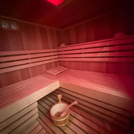 Stillvoll Inklusive Sauna Und Whirlpool Apartman *