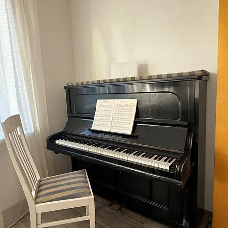 Stillvoll Inklusive Sauna Und Whirlpool Apartman Daaden